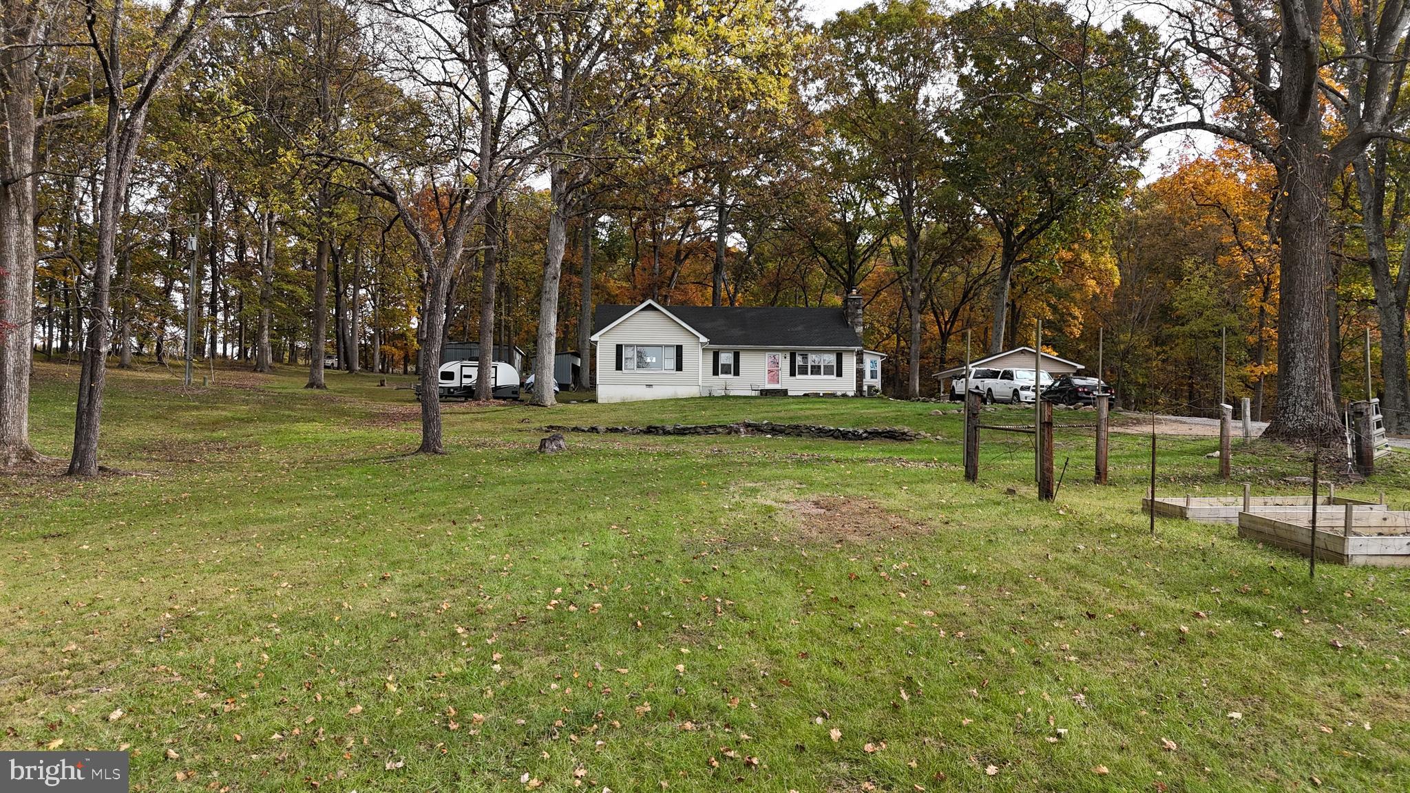 18758 Telegraph Springs Road Purcellville, VA 20132 - Photo 39 of 59 Front Yard