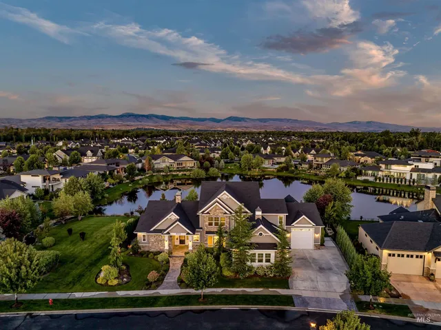 $2,448,000 | 900 South Brentbrook Lane, Eagle, ID 83616