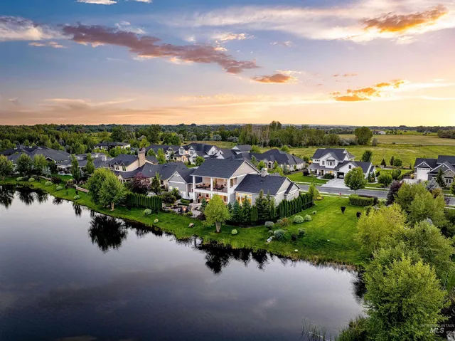 $2,448,000 | 900 South Brentbrook Lane, Eagle, ID 83616