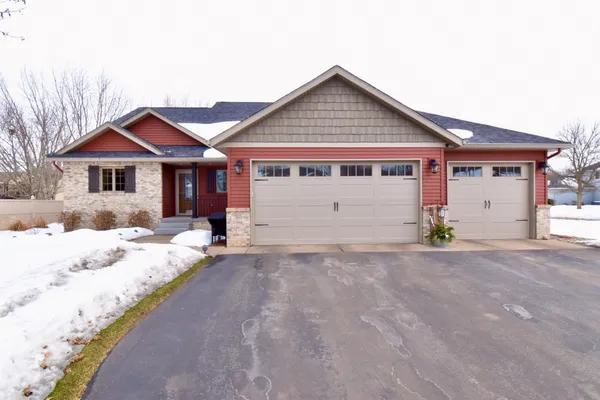 $445,000 | 1402 8th Avenue North, Sartell, MN 56377
