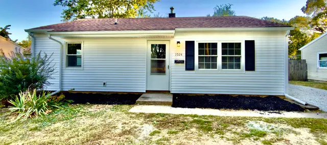 $132,500 | 1024 Eastview Drive, Rantoul, IL 61866