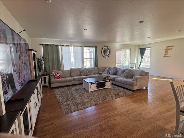 $913,800 | 14246 Glencoe Street, Thornton, CO 80602