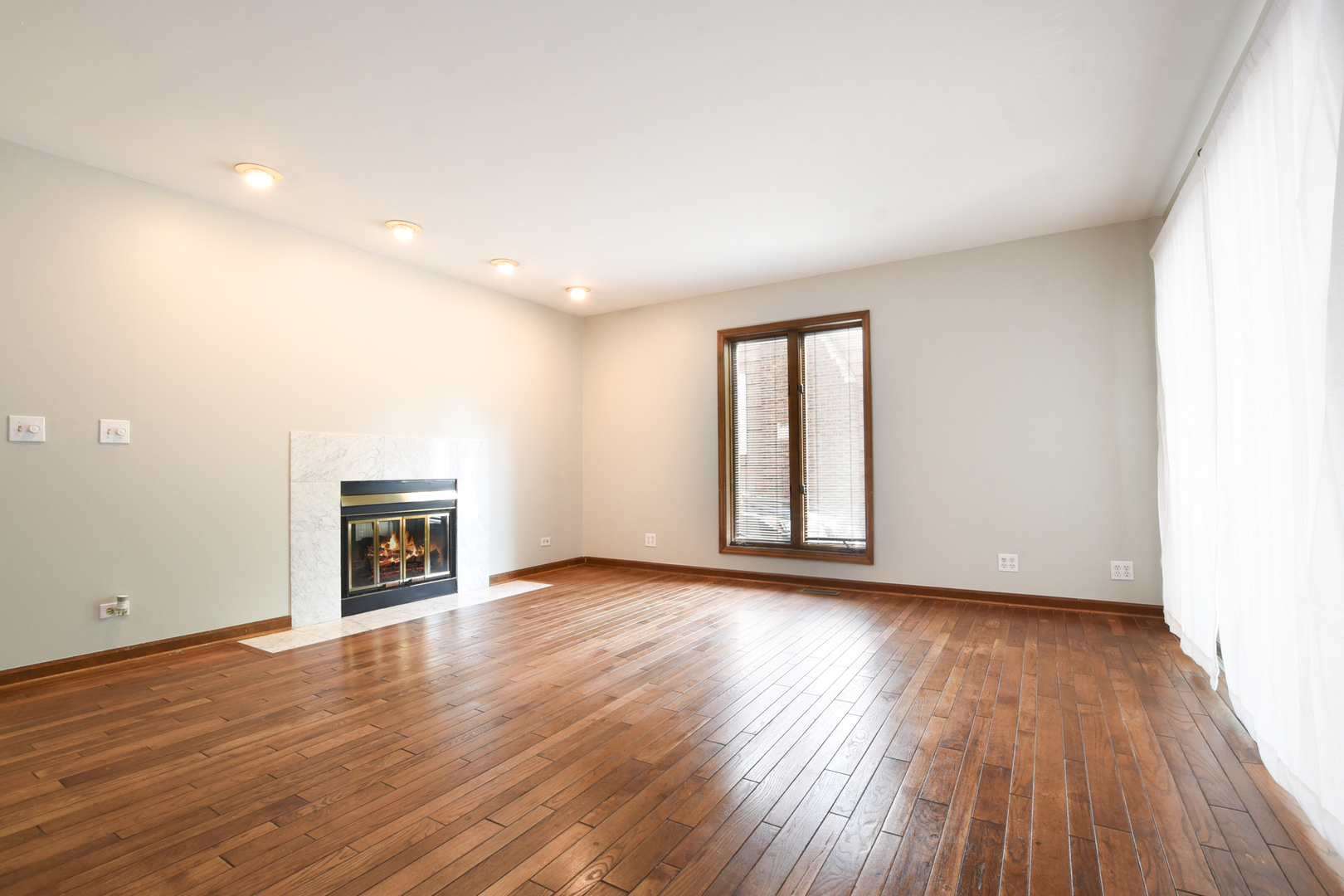 297 East Quincy Street Riverside, IL 60546 - Photo 13 of 50