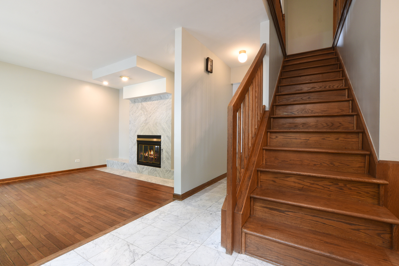 297 East Quincy Street Riverside, IL 60546 - Photo 3 of 50