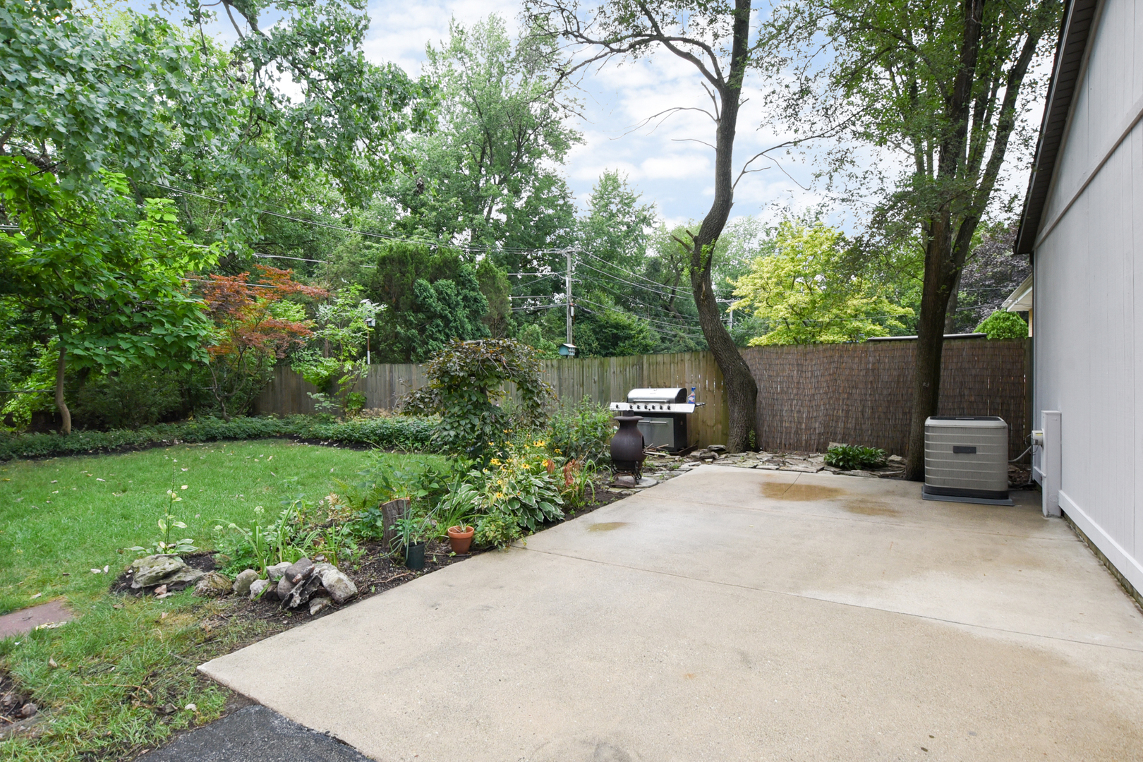 297 East Quincy Street Riverside, IL 60546 - Photo 45 of 50