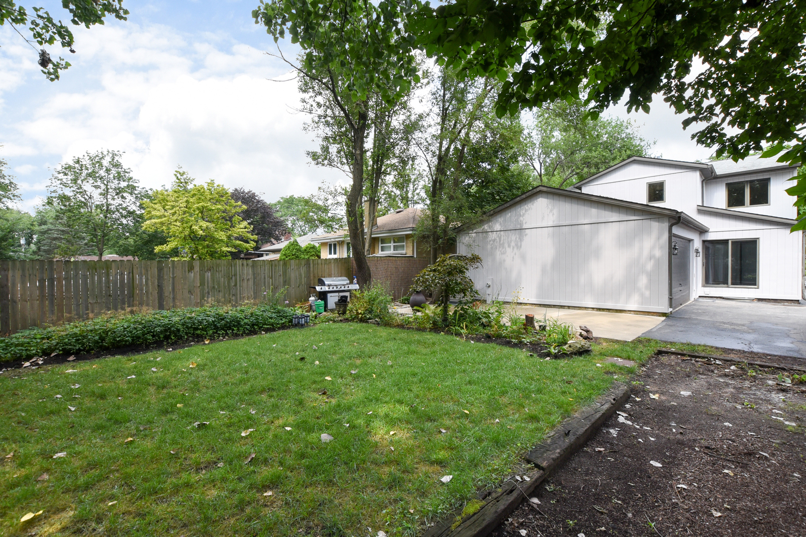 297 East Quincy Street Riverside, IL 60546 - Photo 46 of 50