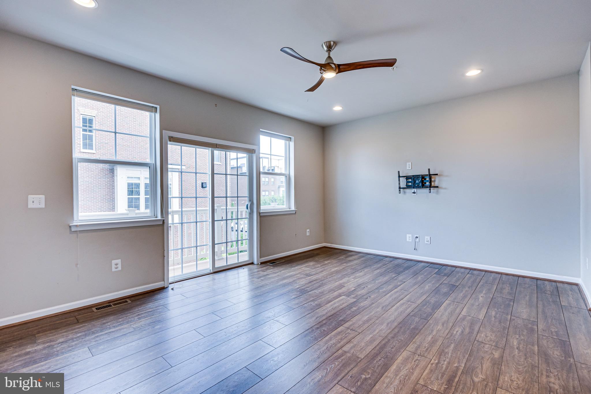 14263 Travilah Road Rockville, MD 20850 - Photo 8 of 38