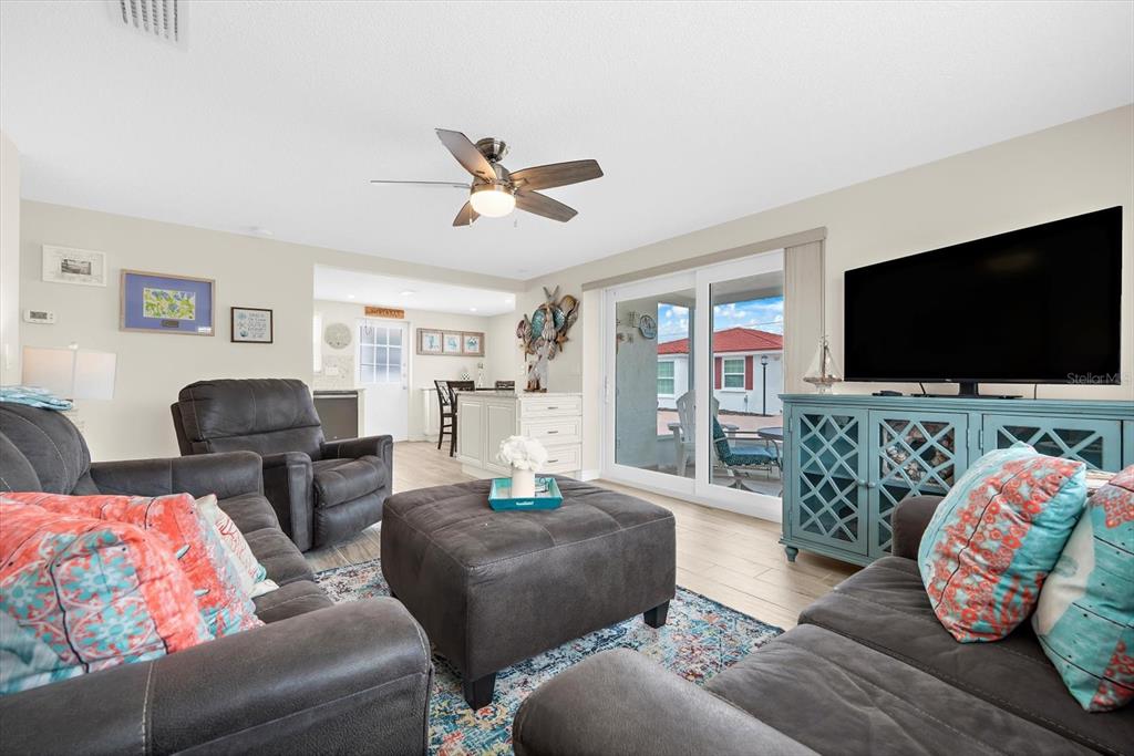 6154 Midnight Pass Road, Unit B1 Sarasota, FL 34242 - Photo 17 of 50