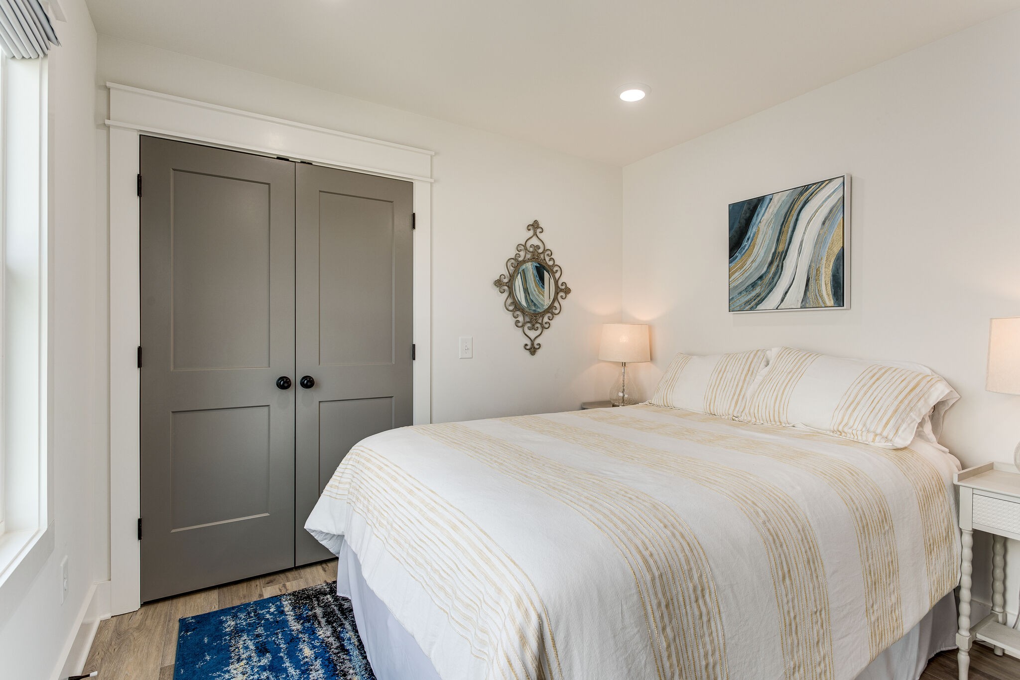 111 Barefoot Way Winchester, TN 37398 - Photo 17 of 33 a bedroom with a bed and a painting on the wall