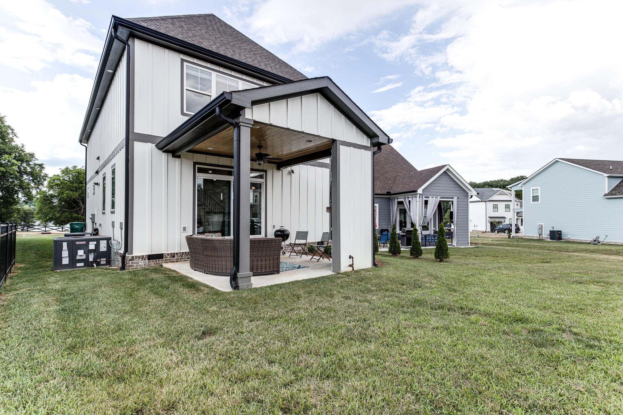 111 Barefoot Way Winchester, TN 37398 - Photo 30 of 33 a view of a house with backyard and sitting area