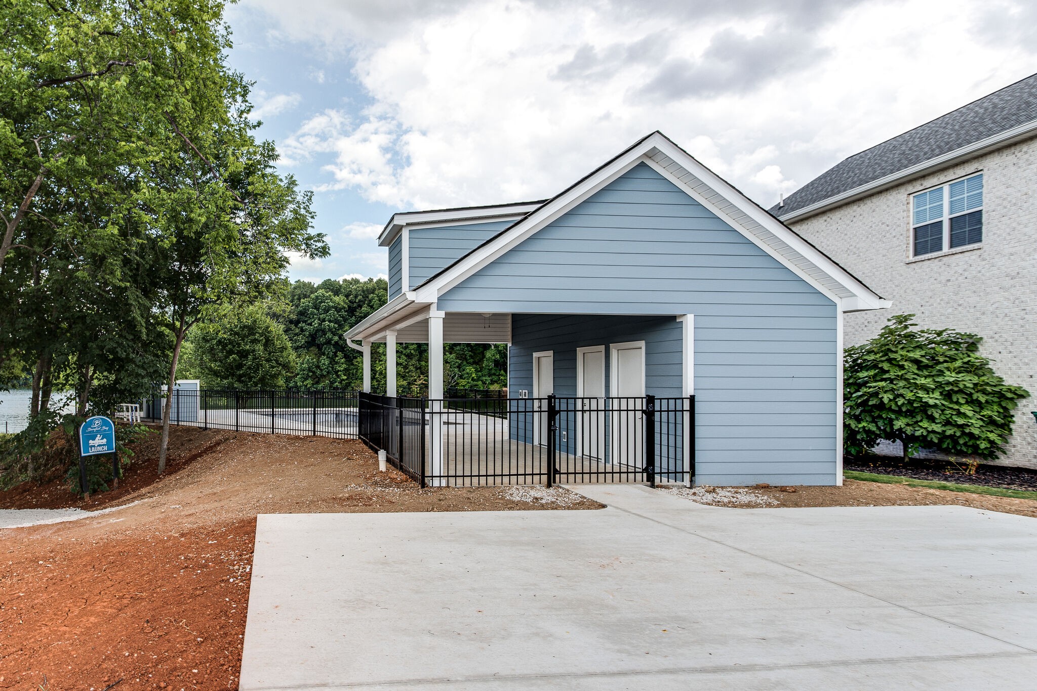 111 Barefoot Way Winchester, TN 37398 - Photo 31 of 33 a view of a house with a patio