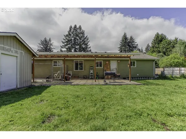 $379,000 | 1909 Main Street, Lyons, OR 97358