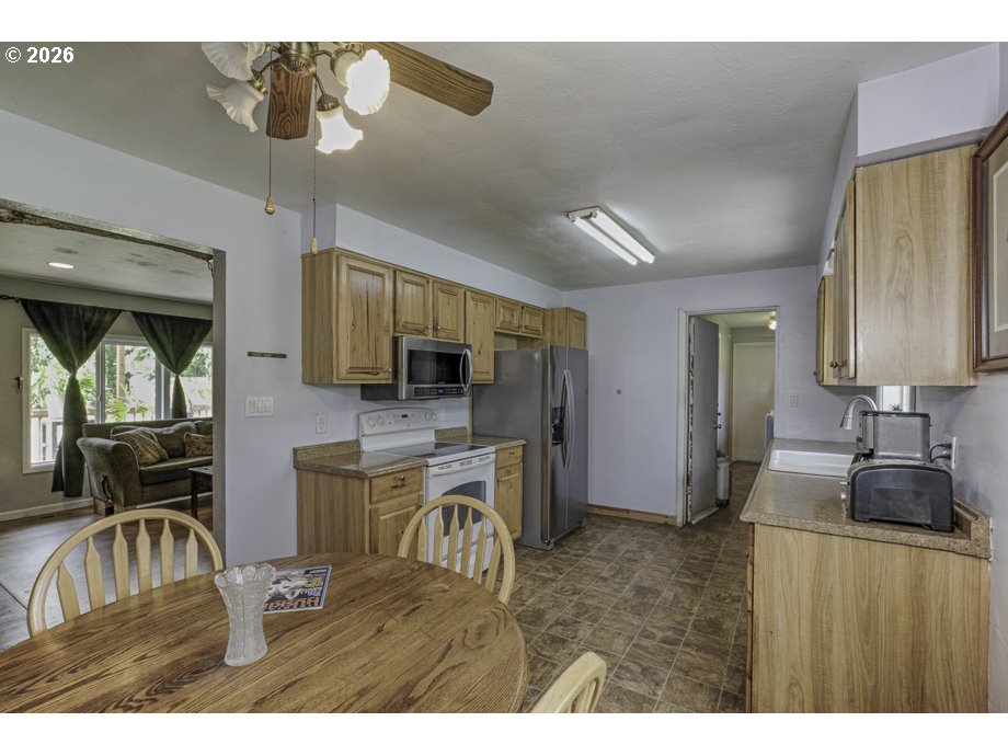 1909 Main Street Lyons, OR 97358 - Photo 12 of 23