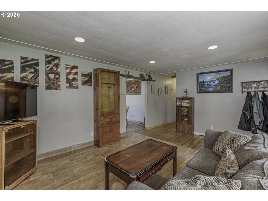 1909 Main Street Lyons, OR 97358 - Photo 18 of 23