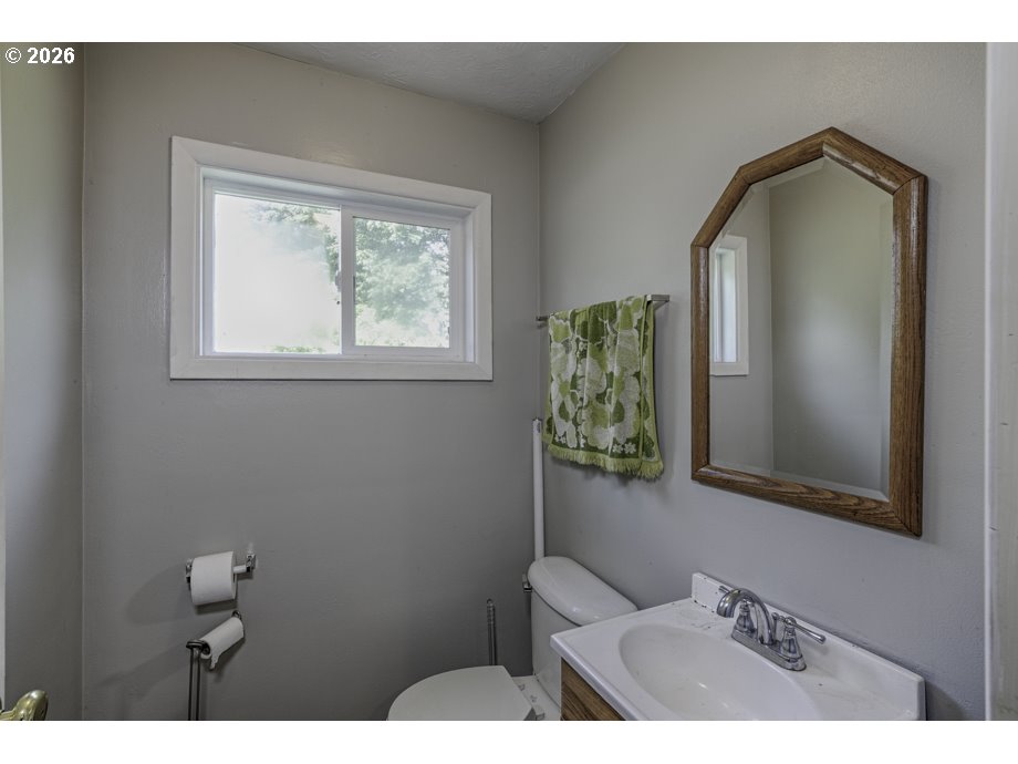 1909 Main Street Lyons, OR 97358 - Photo 22 of 23