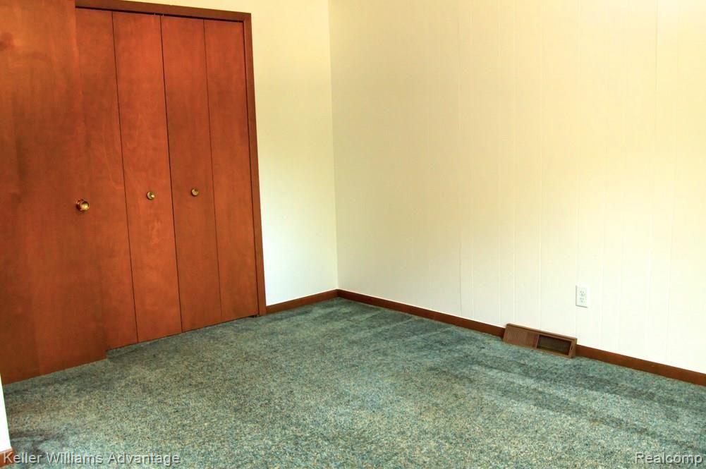 26350 Drake Road Farmington, MI 48331 - Photo 27 of 51 28.jpg