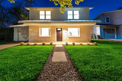 $975,000 | 3801 Wilson Street, Austin, TX 78704