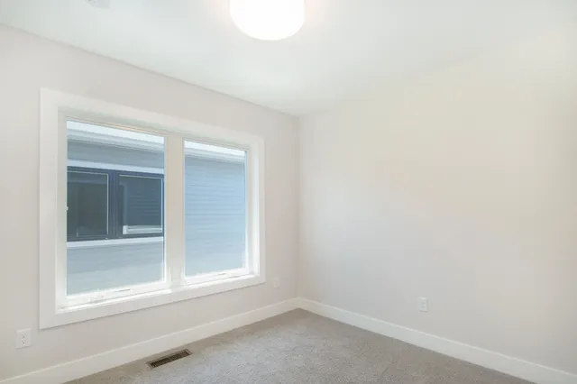 $749,900 | 631 Fairview Avenue Northeast, Unit 3, Grand Rapids, MI 49503