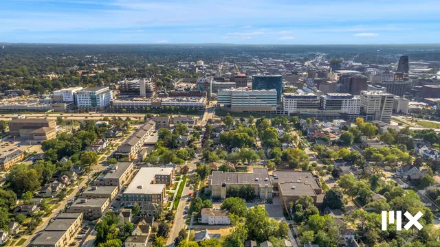 $749,900 | 631 Fairview Avenue Northeast, Unit 3, Grand Rapids, MI 49503