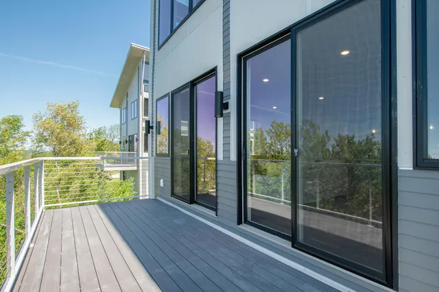 $749,900 | 631 Fairview Avenue Northeast, Unit 3, Grand Rapids, MI 49503