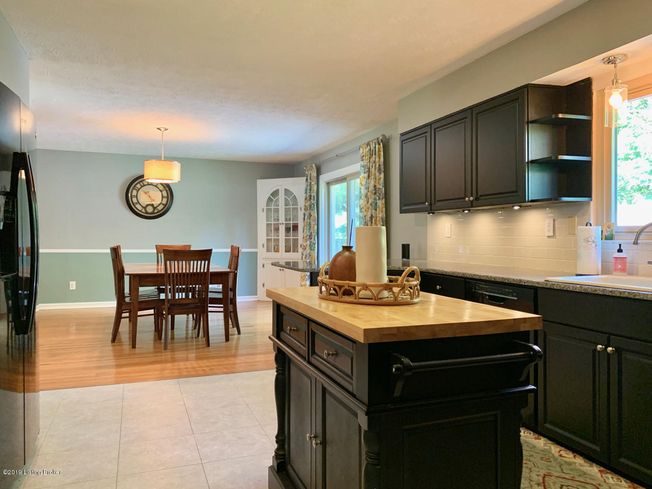 1601 Whippoorwill Road Louisville, KY 40213 - Photo 53 of 56 Very Spacious Kitchen/Dining Area. "Supersized".