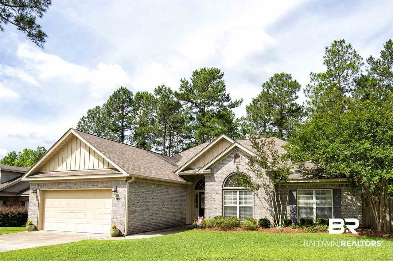 30521 Pinyon Drive Daphne, AL 36527 - Photo 2 of 30 Well Kept Yard