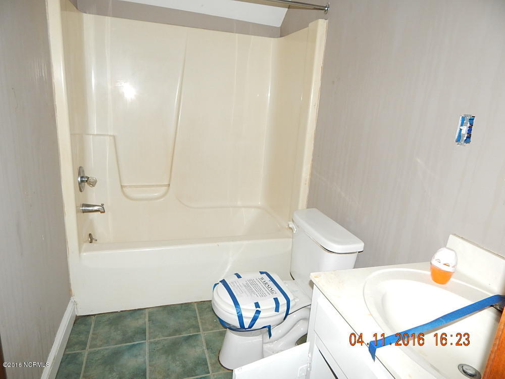 2135 Allen Williams Road Williamston, NC 27892 - Photo 4 of 9 bath 2