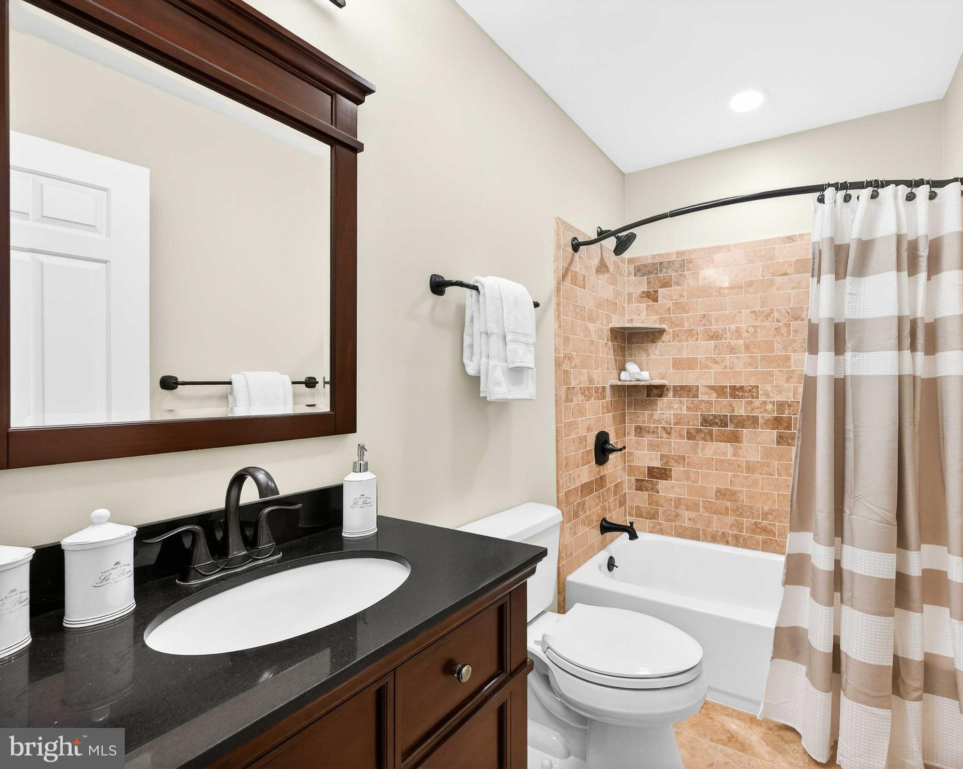 3005 Robin Ridge Court Fairfax, VA 22031 - Photo 20 of 33 Bathroom Two