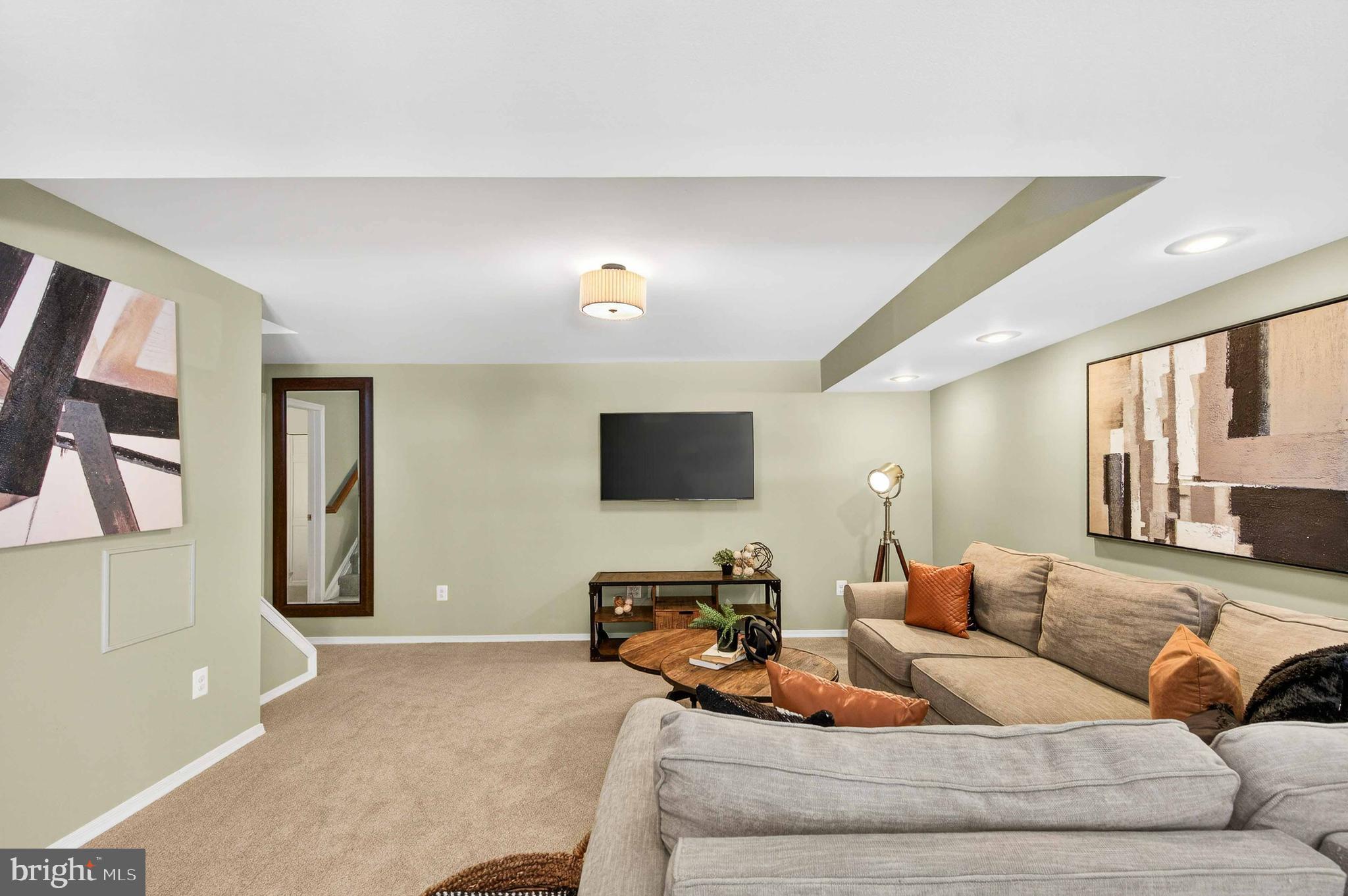 3005 Robin Ridge Court Fairfax, VA 22031 - Photo 22 of 33 Family Room