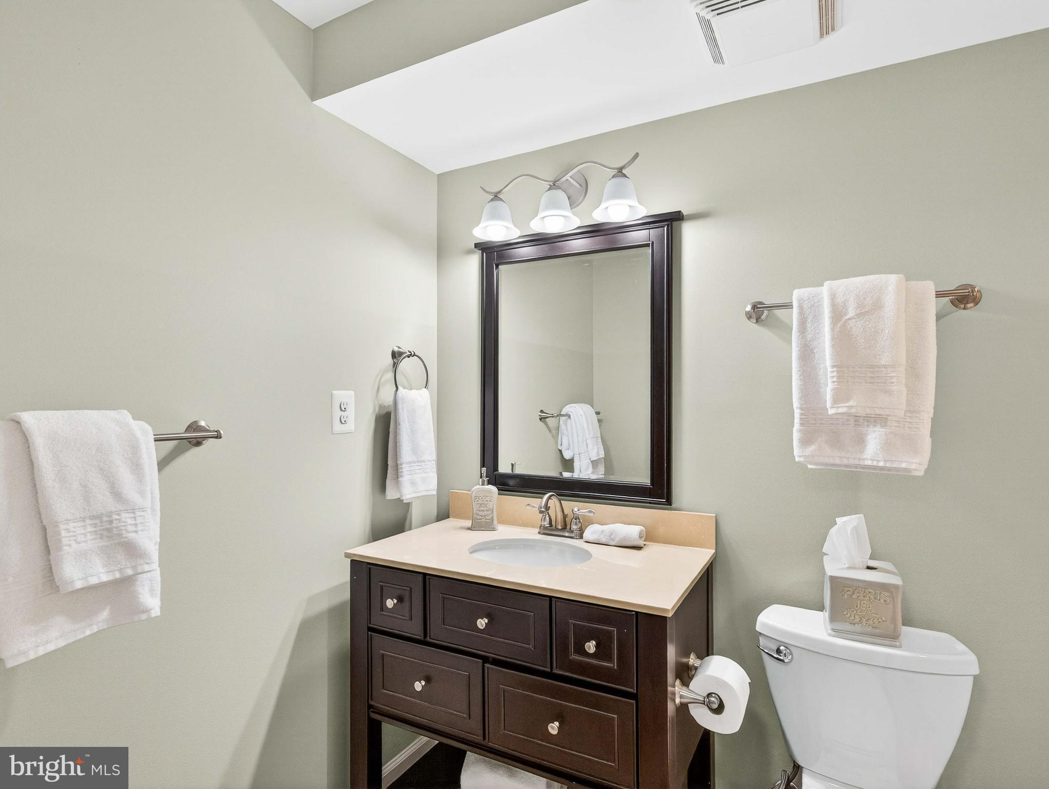 3005 Robin Ridge Court Fairfax, VA 22031 - Photo 25 of 33 Bathroom Three