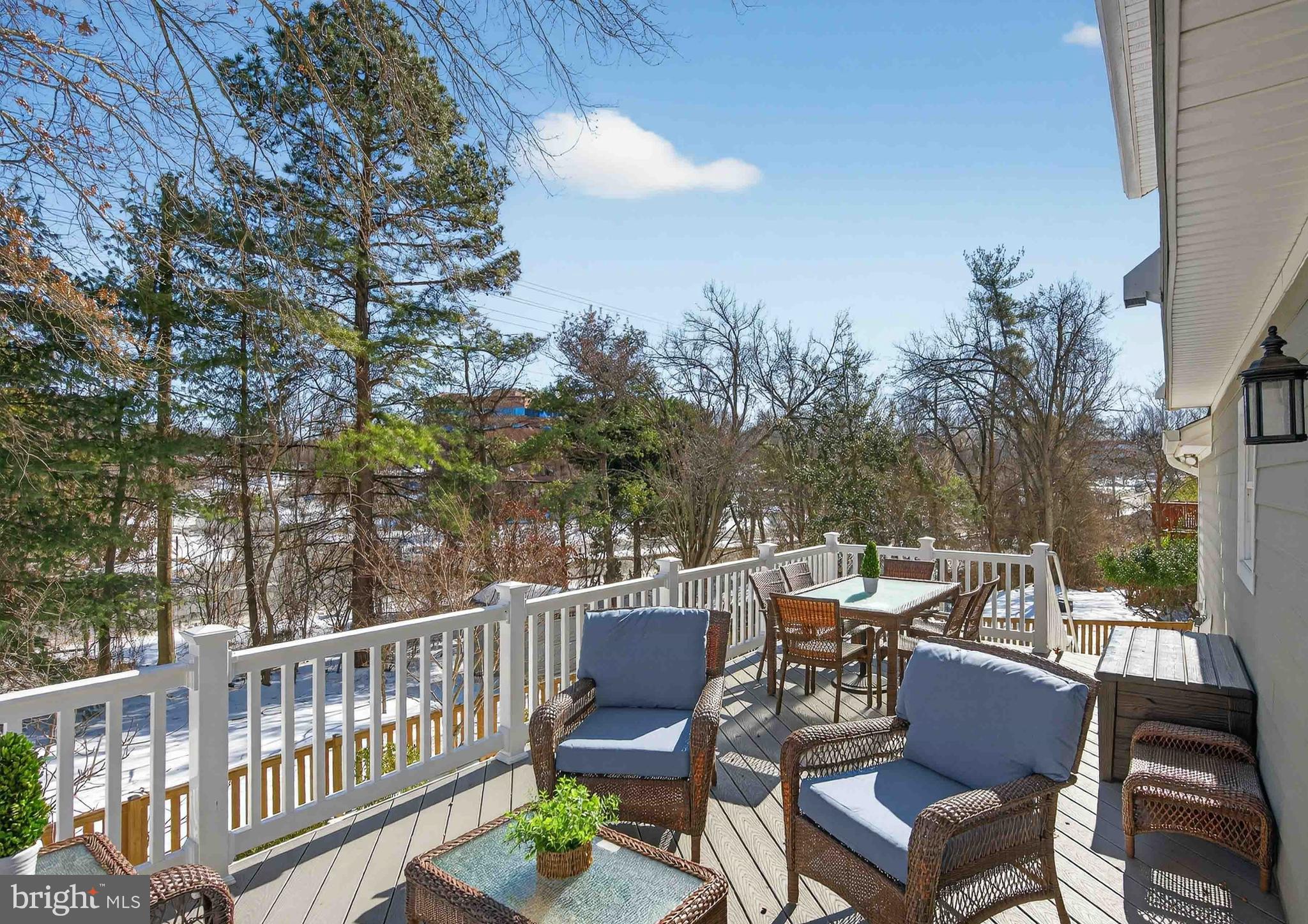 3005 Robin Ridge Court Fairfax, VA 22031 - Photo 28 of 33 Deck