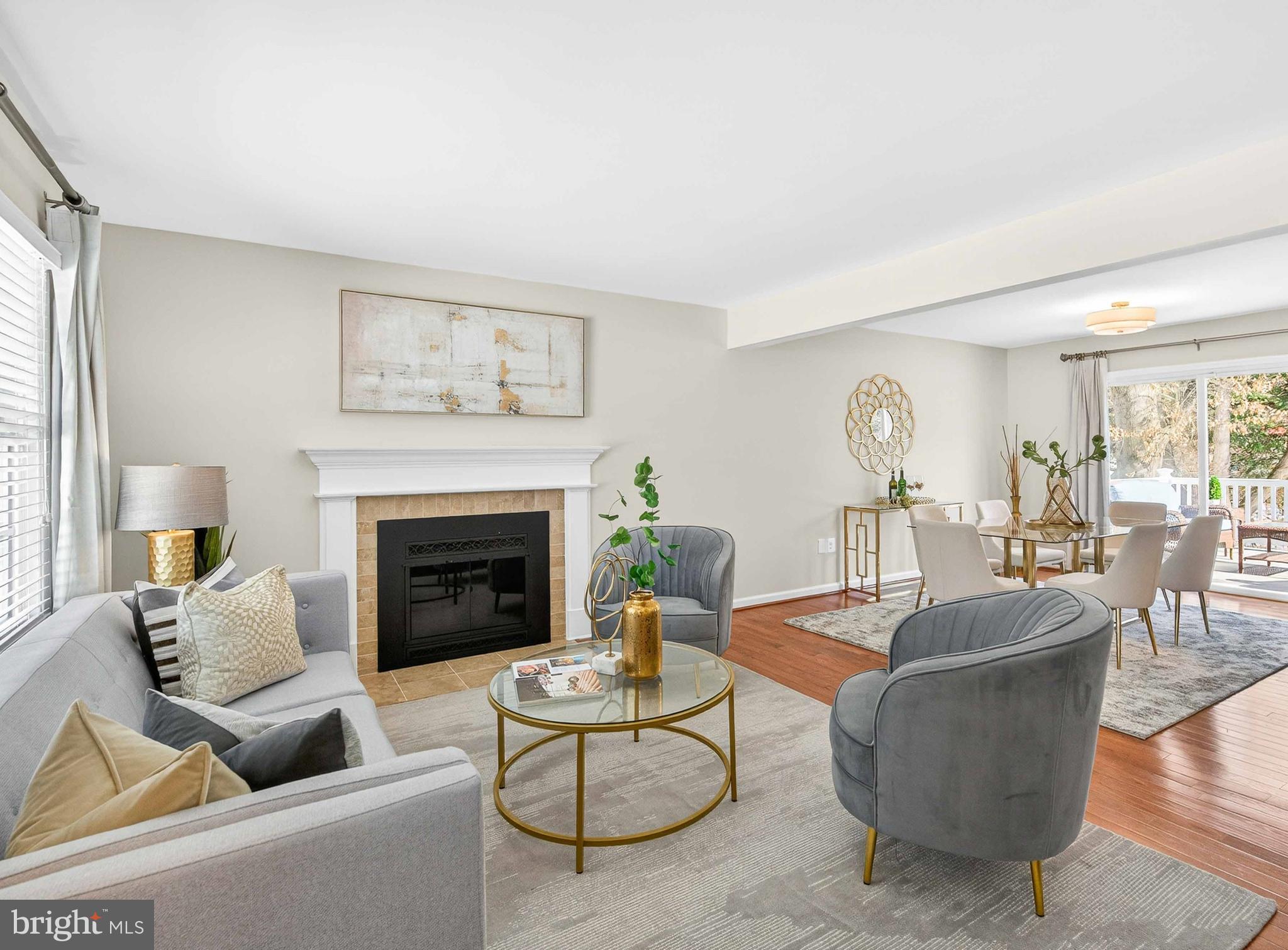 3005 Robin Ridge Court Fairfax, VA 22031 - Photo 3 of 33 Living Room