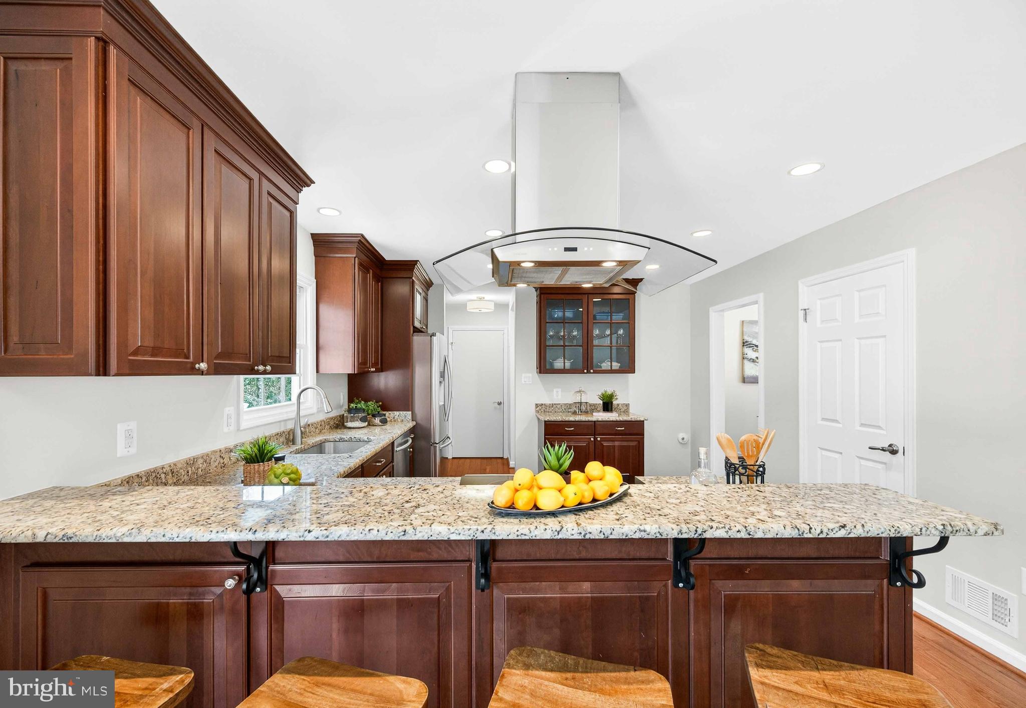 3005 Robin Ridge Court Fairfax, VA 22031 - Photo 8 of 33 Kitchen