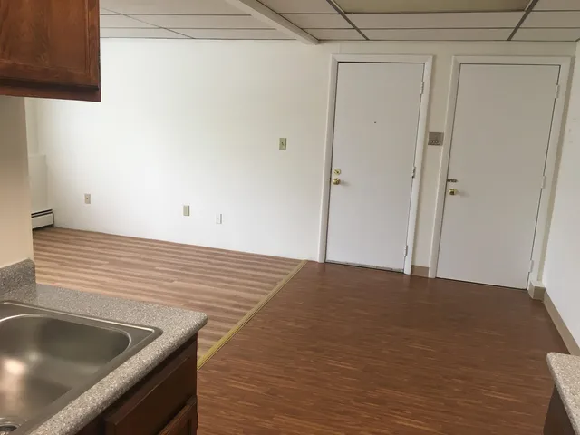 $1,799 | 3981 Brown Avenue, Unit 75, Manchester, NH 03103