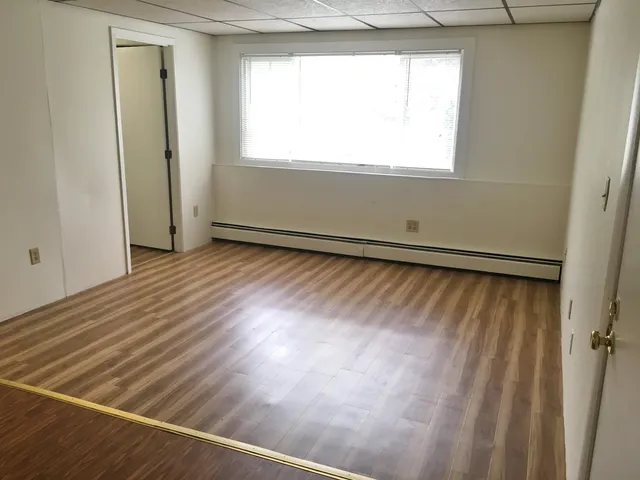 $1,799 | 3981 Brown Avenue, Unit 75, Manchester, NH 03103