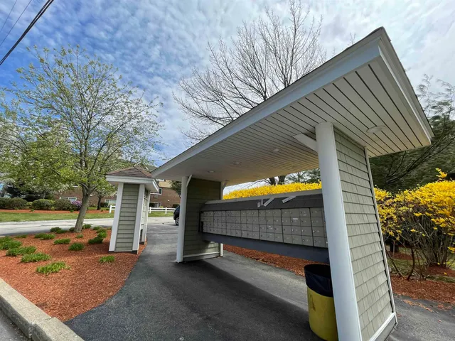 $1,799 | 3981 Brown Avenue, Unit 75, Manchester, NH 03103