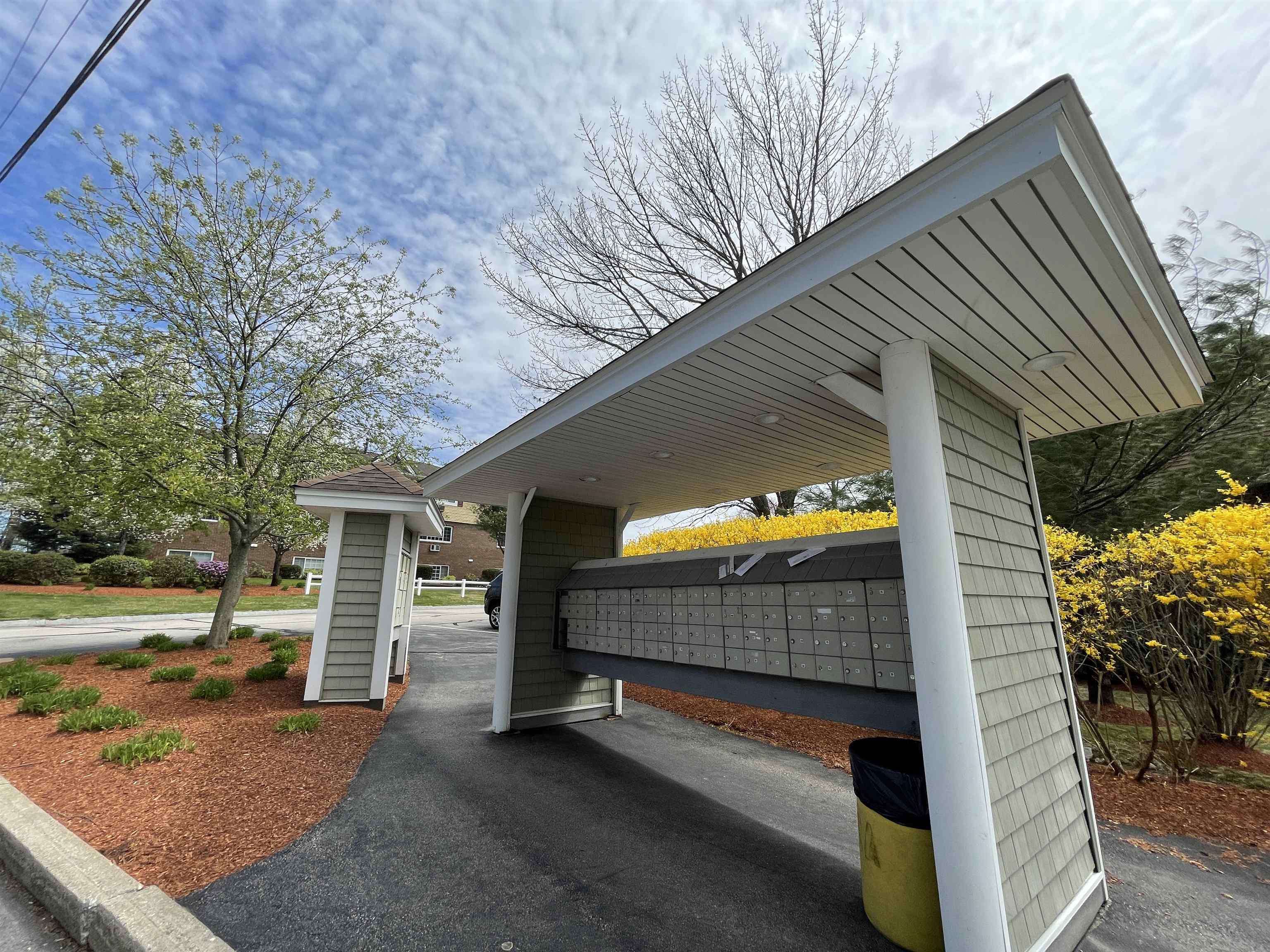 3981 Brown Avenue, Unit 75 Manchester, NH 03103 - Photo 35 of 37