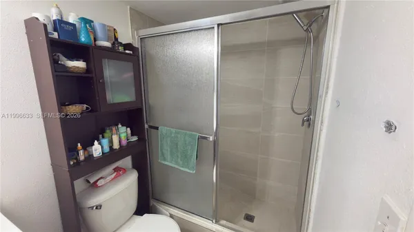 $1,980 | 7610 Westwood Drive, Unit 109, Tamarac, FL 33321