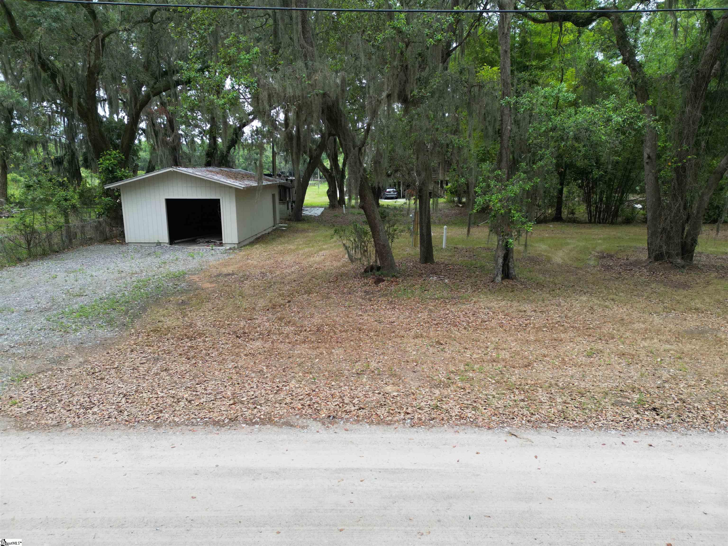 31 Mosse Road St. Helena Island, SC 29920 - Photo 1 of 7 Gallery Image 1