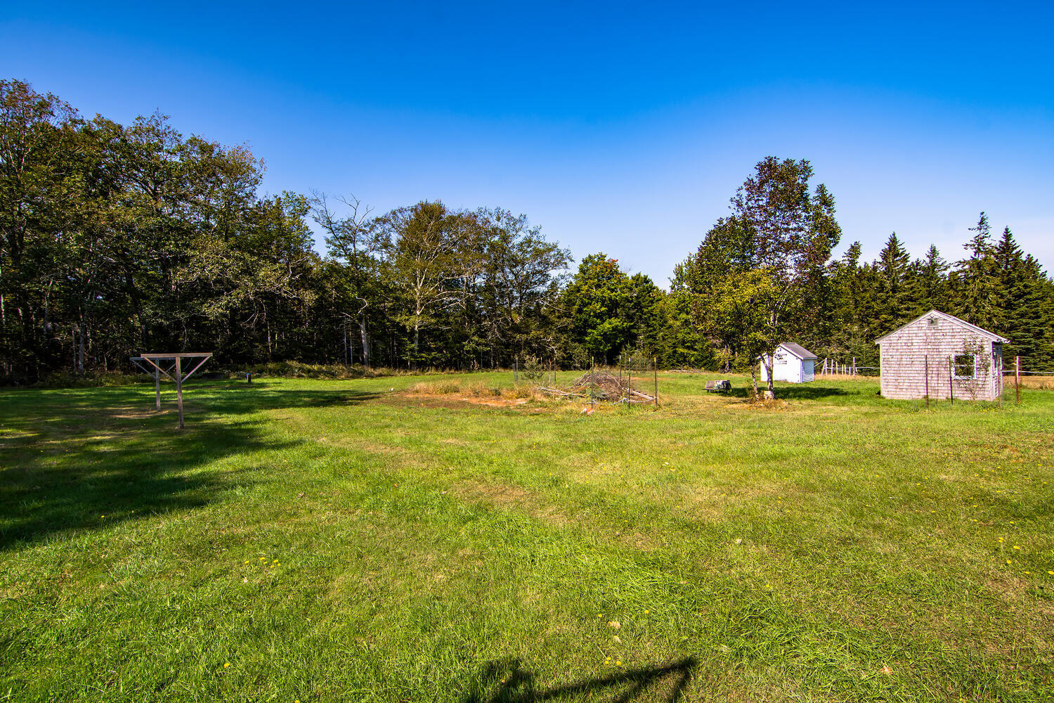17 Woods Road Deer Isle, ME 04627 - Photo 6 of 32 17 Woods Road Deer Isle ME-large-012-016