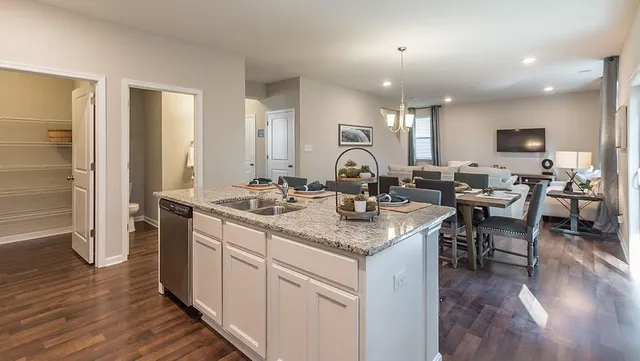 $432,395 | 543 Great Salt Lane, Hoschton, GA 30548