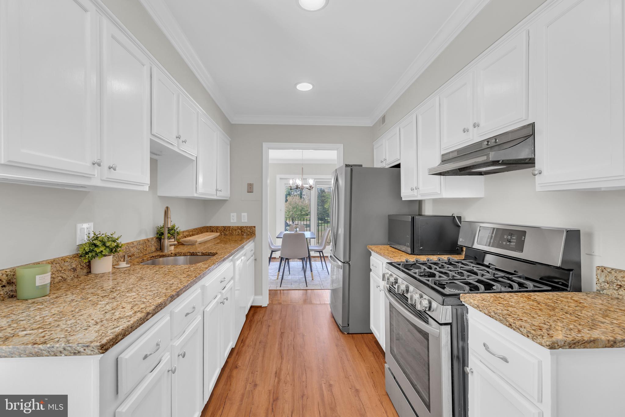 2174 Golf Course Drive Reston, VA 20191 - Photo 11 of 43 Gallery Image 11