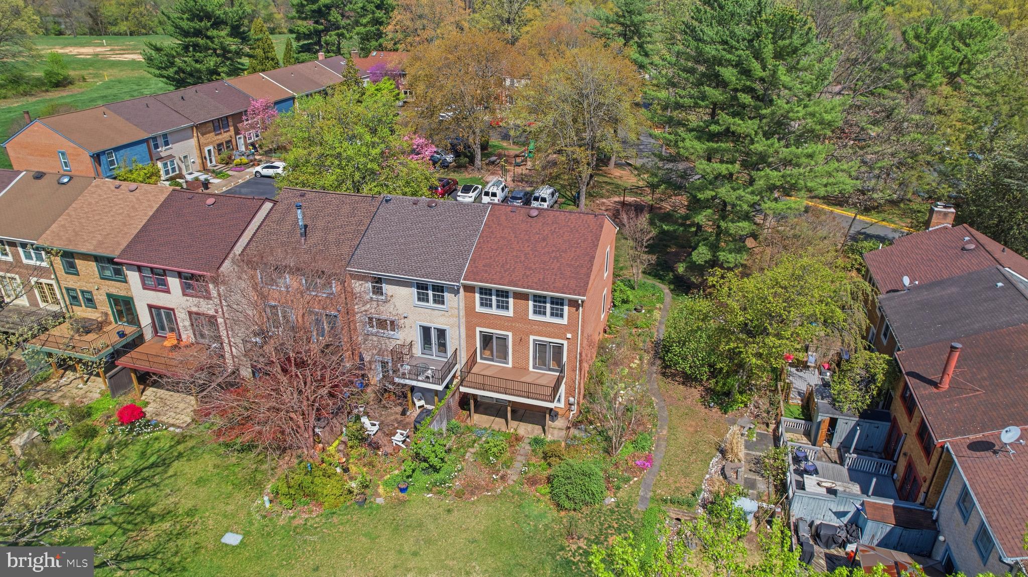 2174 Golf Course Drive Reston, VA 20191 - Photo 16 of 19