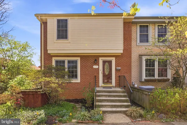 $625,000 | 2174 Golf Course Drive, Reston, VA 20191