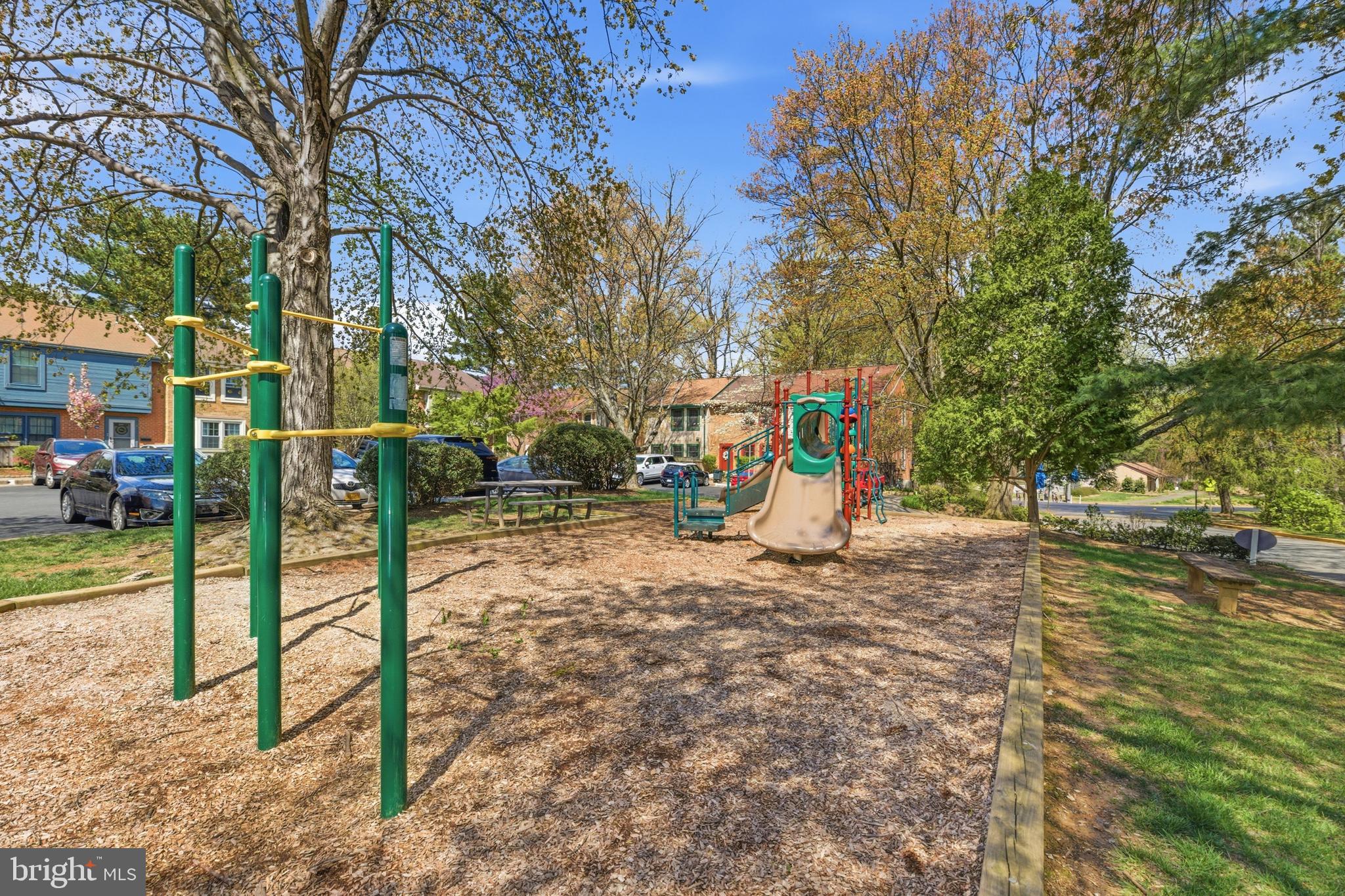 2174 Golf Course Drive Reston, VA 20191 - Photo 35 of 43 Gallery Image 35