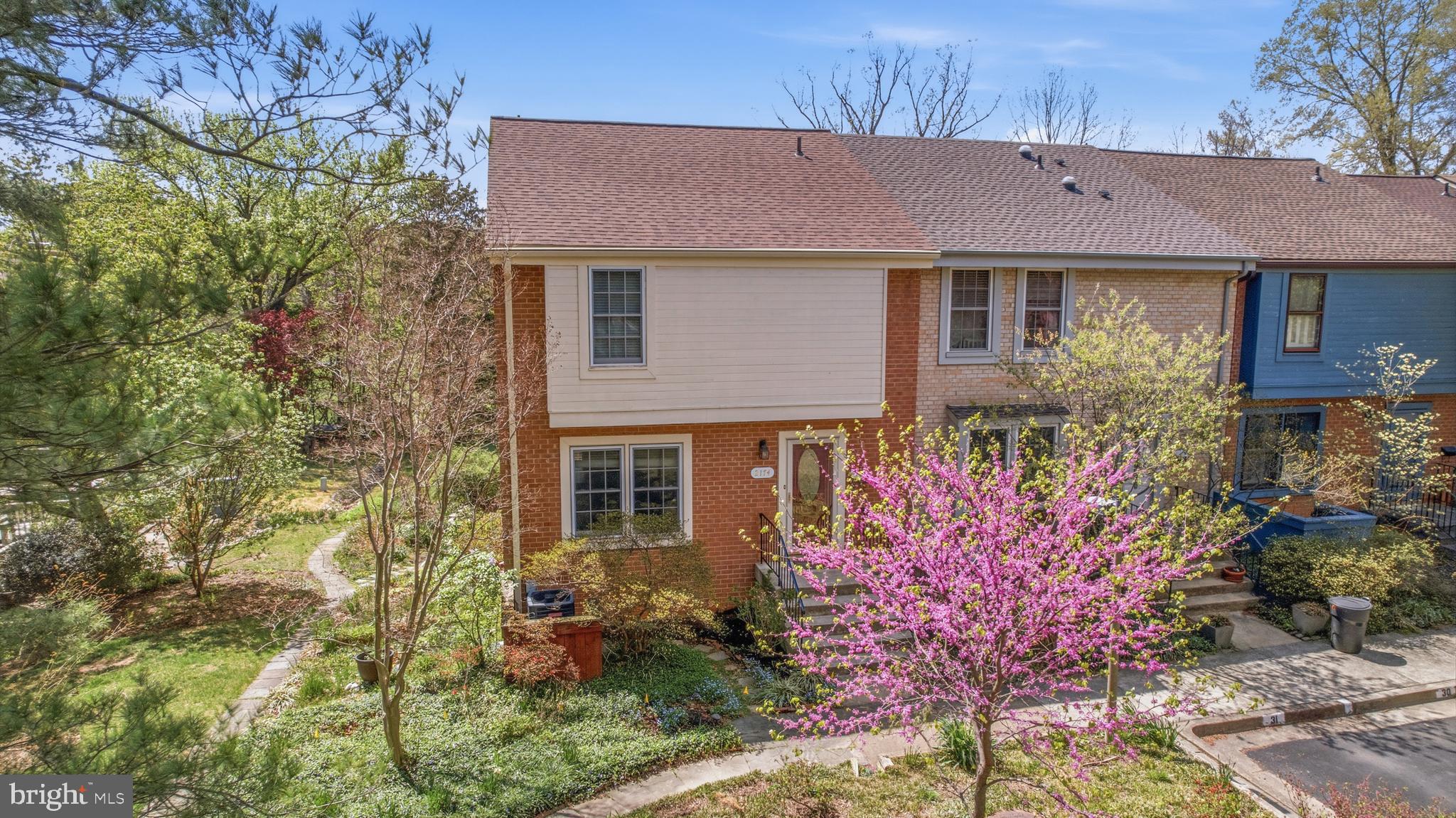 2174 Golf Course Drive Reston, VA 20191 - Photo 40 of 43 Gallery Image 40
