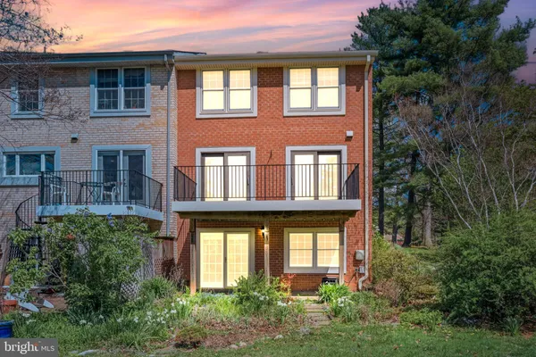 $625,000 | 2174 Golf Course Drive, Reston, VA 20191