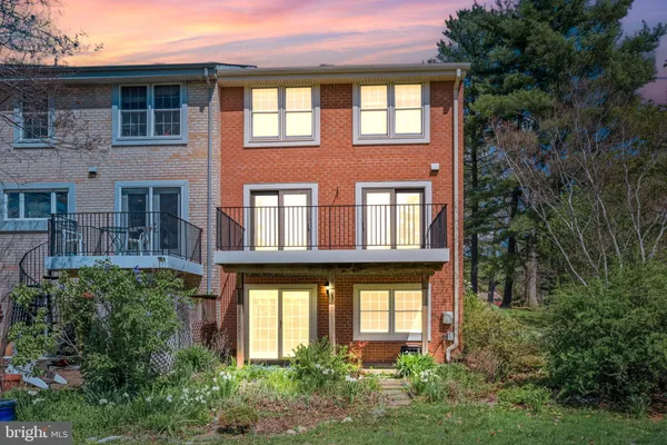 $625,000 | 2174 Golf Course Drive, Reston, VA 20191