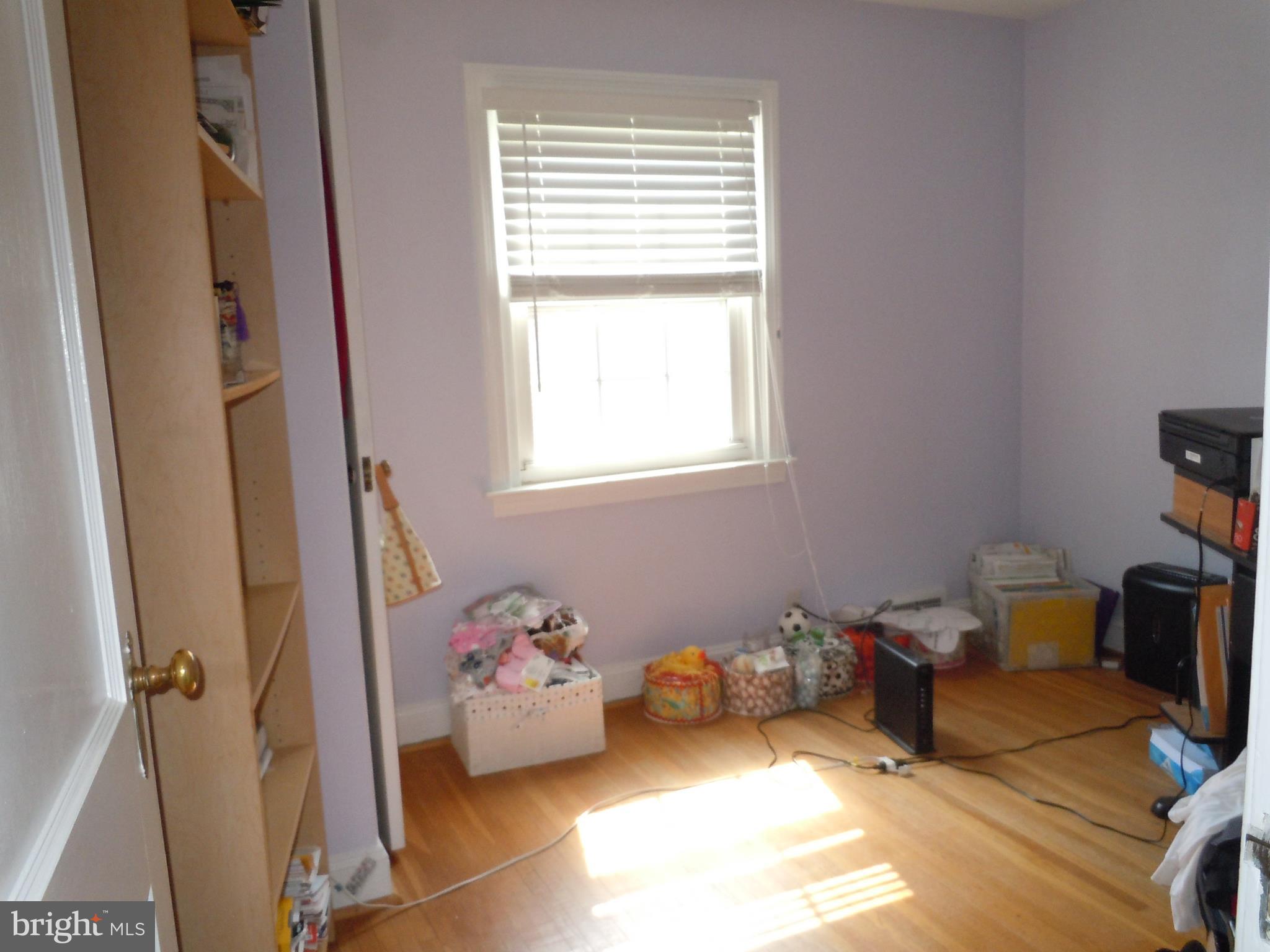 186 Marshall Road Lansdowne, PA 19050 - Photo 30 of 41 Second BR