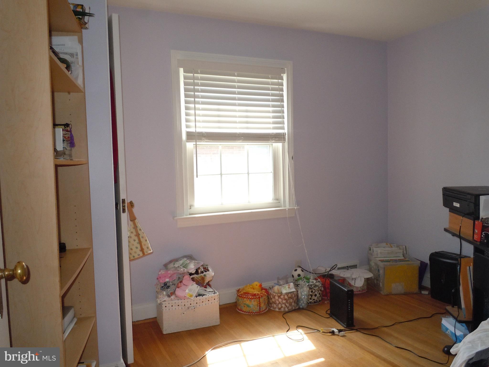 186 Marshall Road Lansdowne, PA 19050 - Photo 31 of 41 Second BR